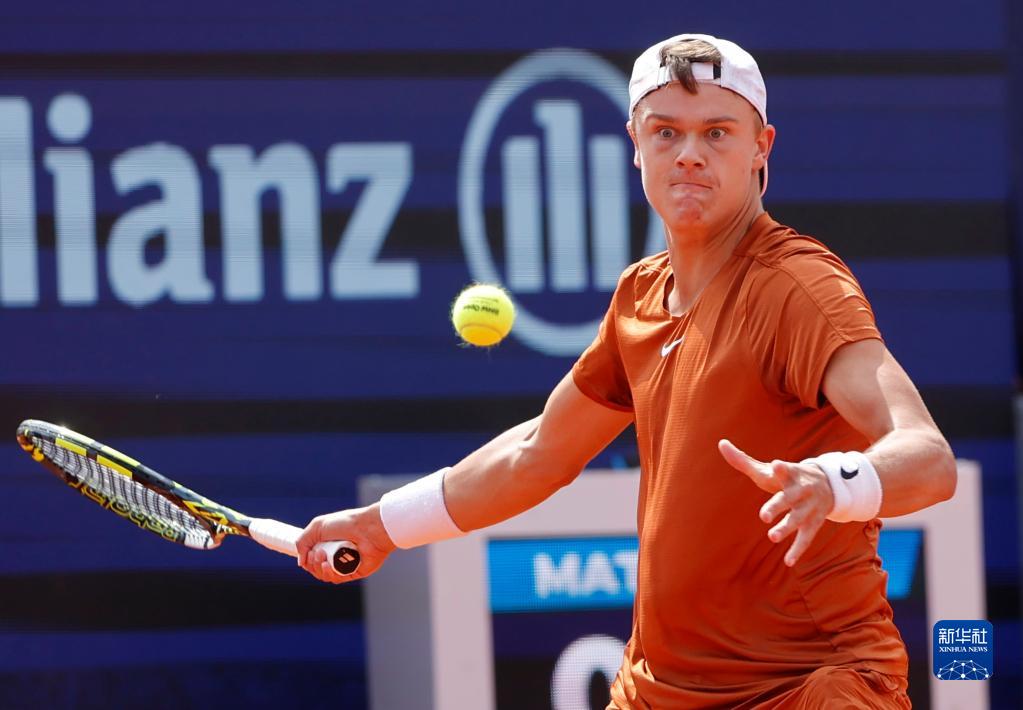 符合条件的 符合条件的