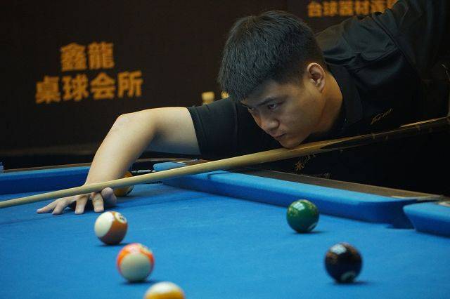 他展示了竞 他展示了竞