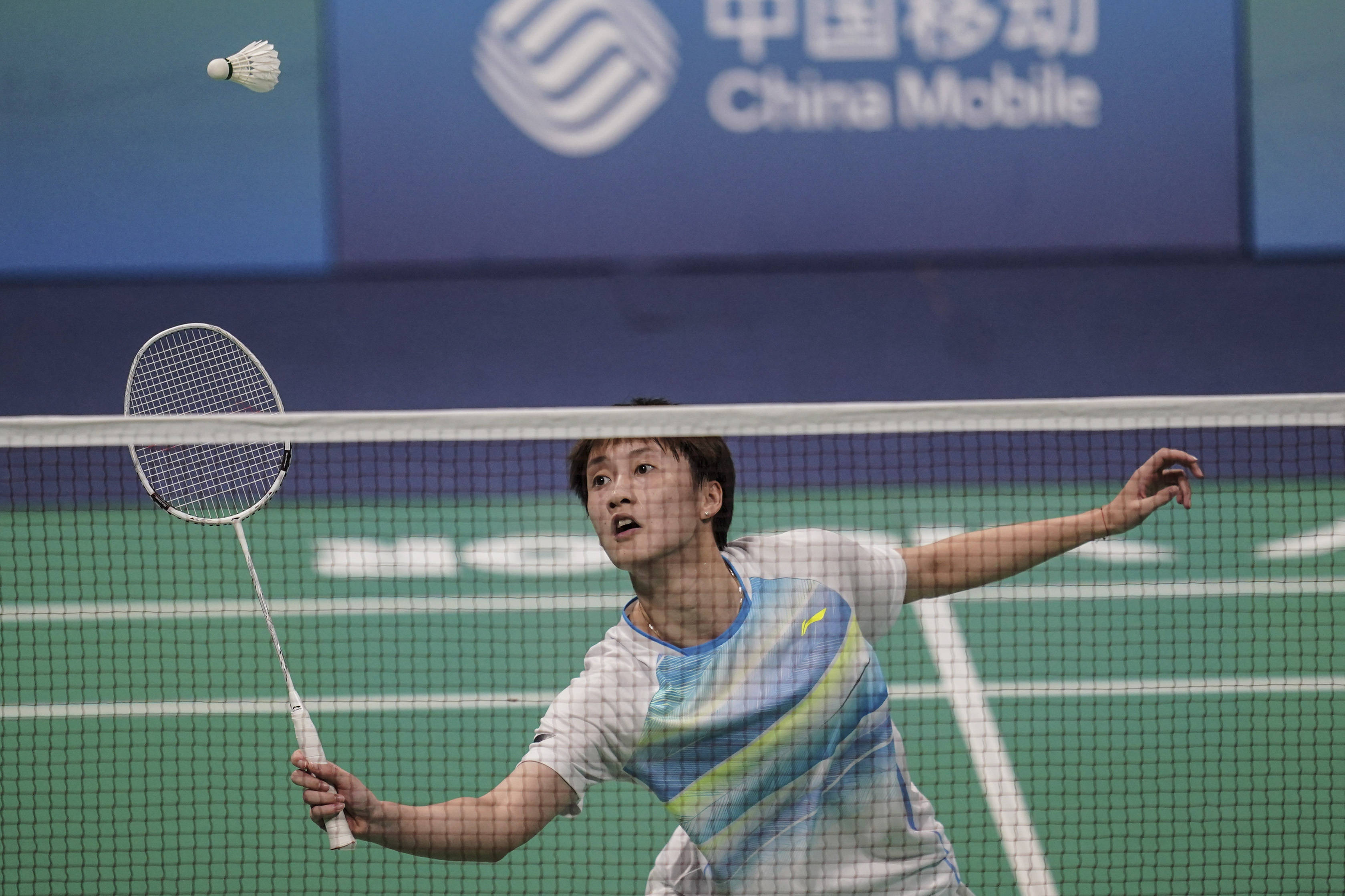 更加严峻的 更加严峻的