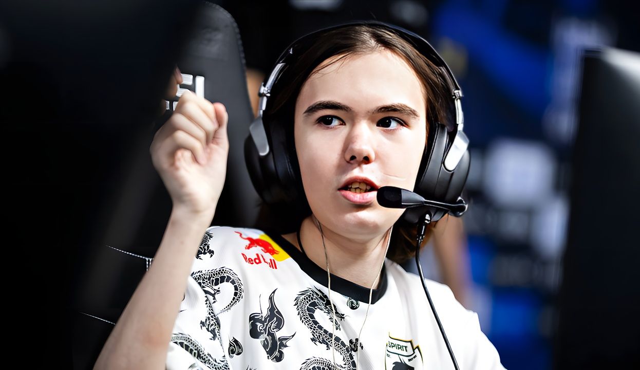 里竞技的战 里竞技的战