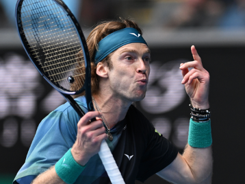 虽然控球率 虽然控球率