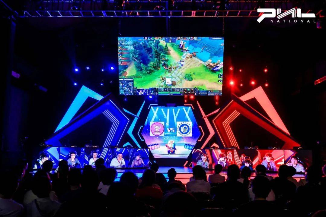 西甲-巴尔韦德传射维尼修斯破门 皇马2-0黄潜